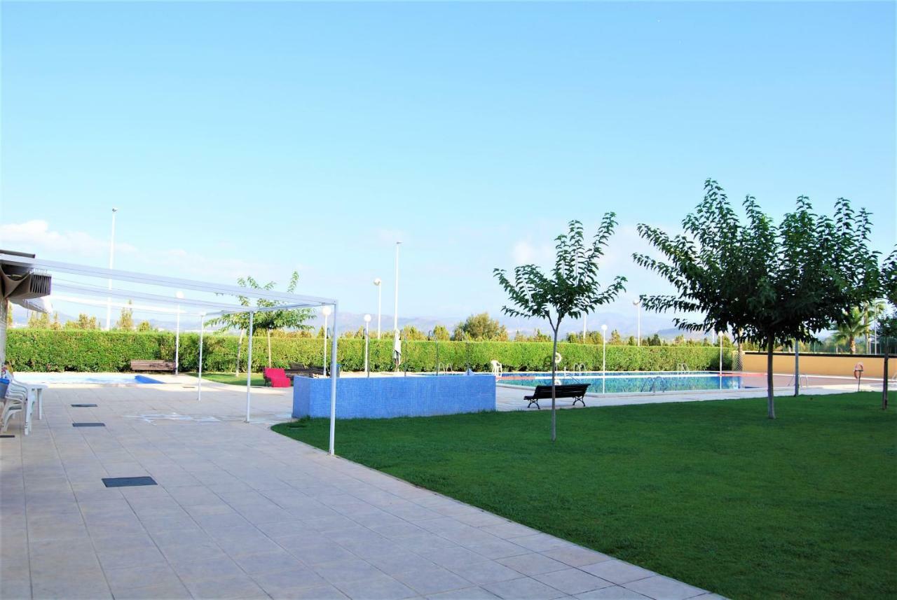 Family-Friendly Beach House Ideal For Holidays & Workers At Beach Sagunto Valencia Exterior foto
